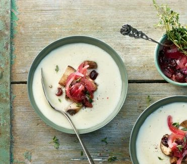201801 sellerie cremesuppe mit cranberries zwiebel konfit